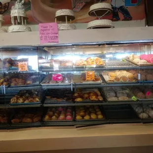 Delicious  Mexican Bread (Pan Dulce)!   Most are just 65 cents each!!