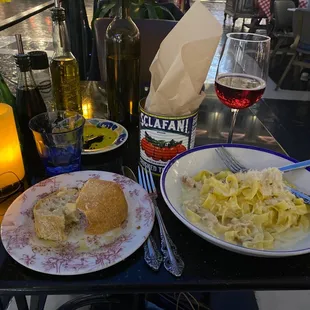 Fettuccine Alfredo