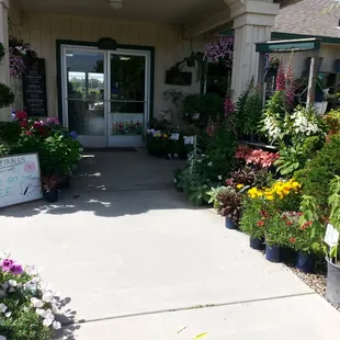 The Entrance "Look" changes with the seasons!