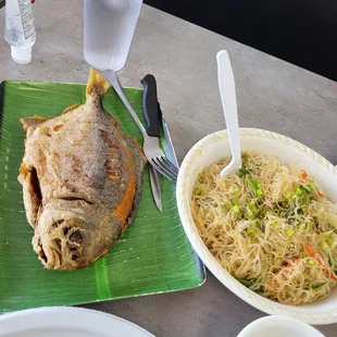 Fried pompano and pansit