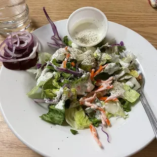 Salad with ranch