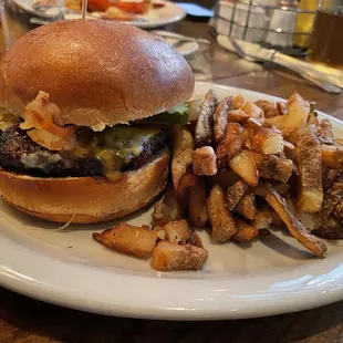 BBQ Burger with Fries