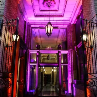 Dedicated entrance from 75 Leidesdorff Street.