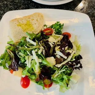 The Insalata Della Casa ($8) is great.  The bread on the side appeared to be an afterthought, with a splash of olive oil?