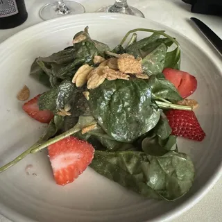 Spinach and Strawberry Salad