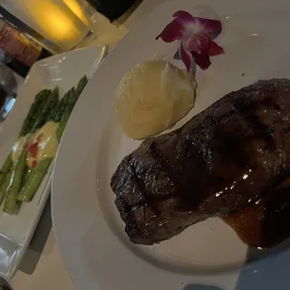 22 oz. Bone-in Rib-Eye
