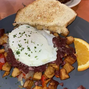 Corned Beef Hash &amp; Eggs