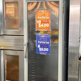 Fresh baked Pan de Sal