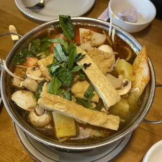 12. Vietnamese Sweet Sour Soup