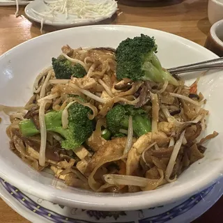 20. Gourmet Vegetable Noodle