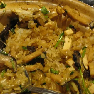 31. House Special Rice Clay Pot Plate