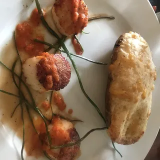 Pan Seared Scallops