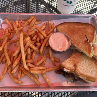Patty melt and fries