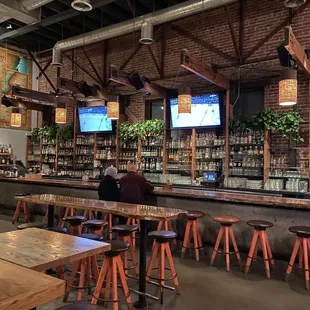 Great bar setup , and place to watch a game