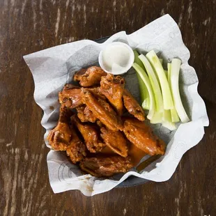 Wrigleyville&apos;s Best Wings!