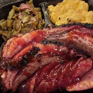 2 Meat Plate with Brisket &amp; Jalapeño Cheddar Sausage