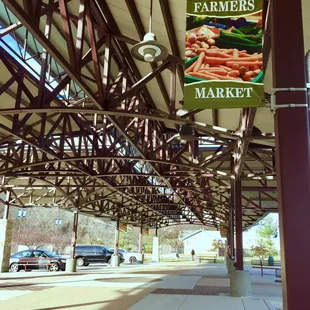 It's empty now.  11/24/2017