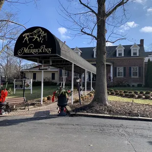 the front of merrick inn