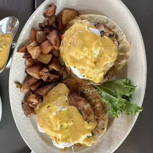 Crab Cake Eggs Benedict