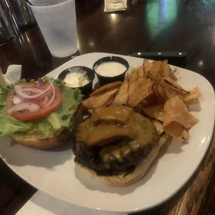 Bacon burger with chips and dip