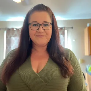 Sarah T.