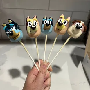 Bluey Cake Pops