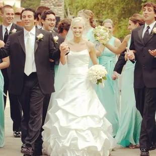 MERRY WEDDINGS : Brian &amp; Jennifer taking a stroll with their Wedding Party. Kansas City, MO Wedding DJ &amp; Wedding MC