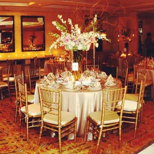 MERRY WEDDINGS : Ryan &amp; Celena's beautiful decorations for their Wedding Reception. Kansas City, MO Wedding DJ &amp; Wedding MC