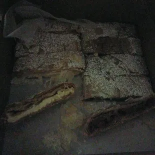 Cream cheese and cherry filling