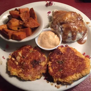 Mert's Famous Salmon Cakes