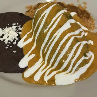 Mesa Seafood Relleno