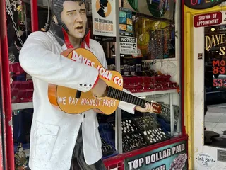 Dave's A Pawn Shop