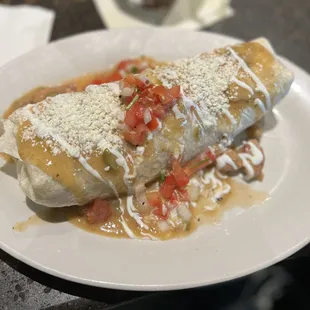 Green chili chicken burrito