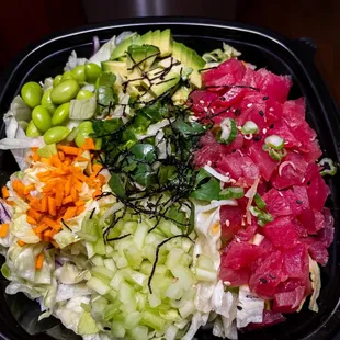 Tuna Veggie Poke Bowl