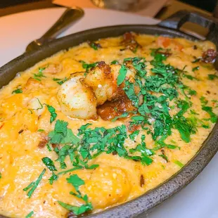 Shrimp and Grits (@paigeeatshouston on Instagram)
