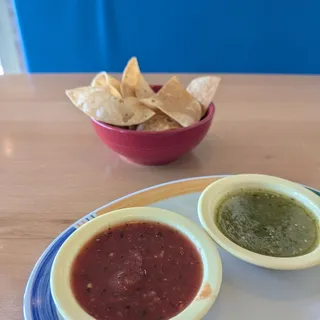 Chips & Salsa