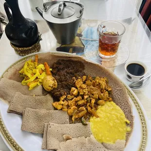 Ye fesig beyaynatu (mahberawi), Ethiopian coffee and shai tea