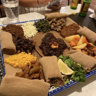 Meat and veggies (Feed 3-4) (Mesob Special )