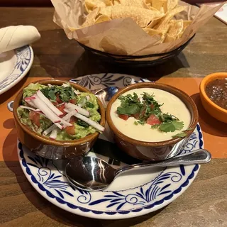 Signature Guacamole & Queso Combo