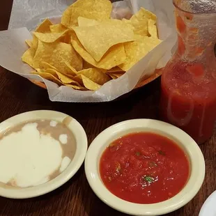 food, nachos