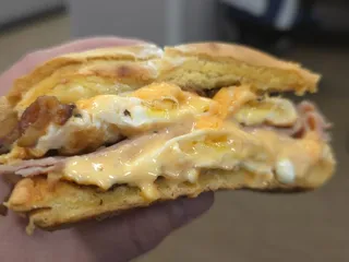 Ray's Deli & More