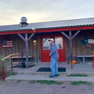 Front of restaurant t