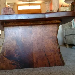 Side view of coffee table, showing the great attention to detail.
