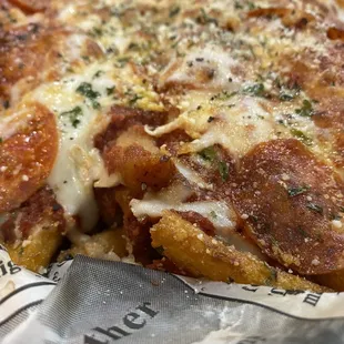 a cheesy pizza