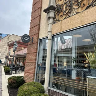 Outside of Messenger Coffee