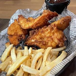 Chicken Fingers w/ Fries