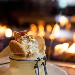 Banana Cream Jar Pie