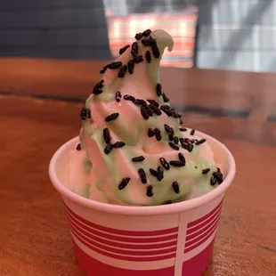 Coconut pandan soft serve (non-dairy)