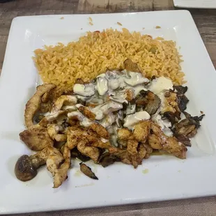 Pollo con Hongos