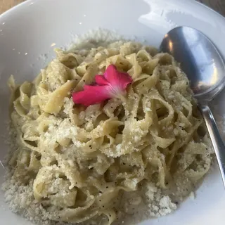 FETTUCINE ALFREDO